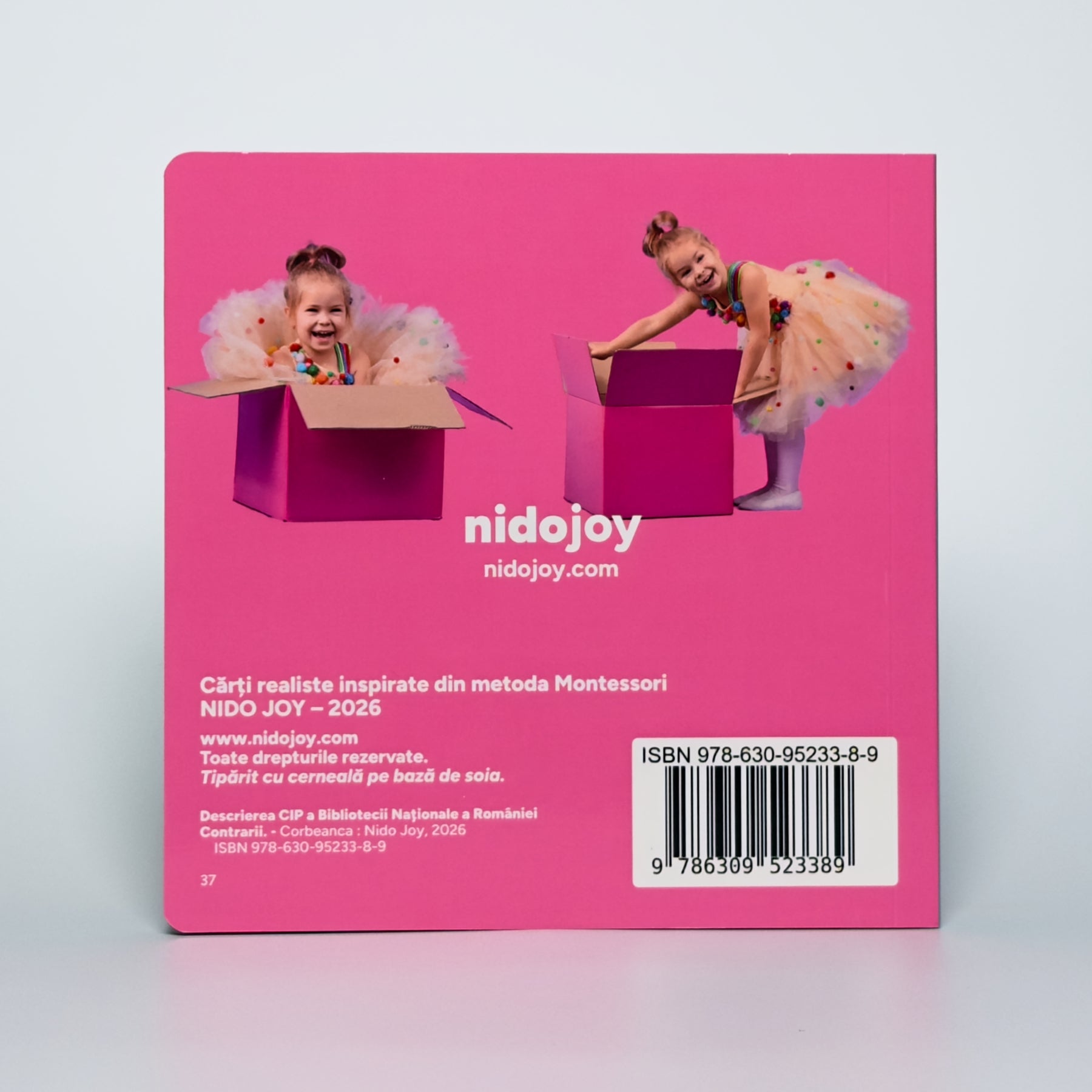 „Contrarii” – Carte cartonată