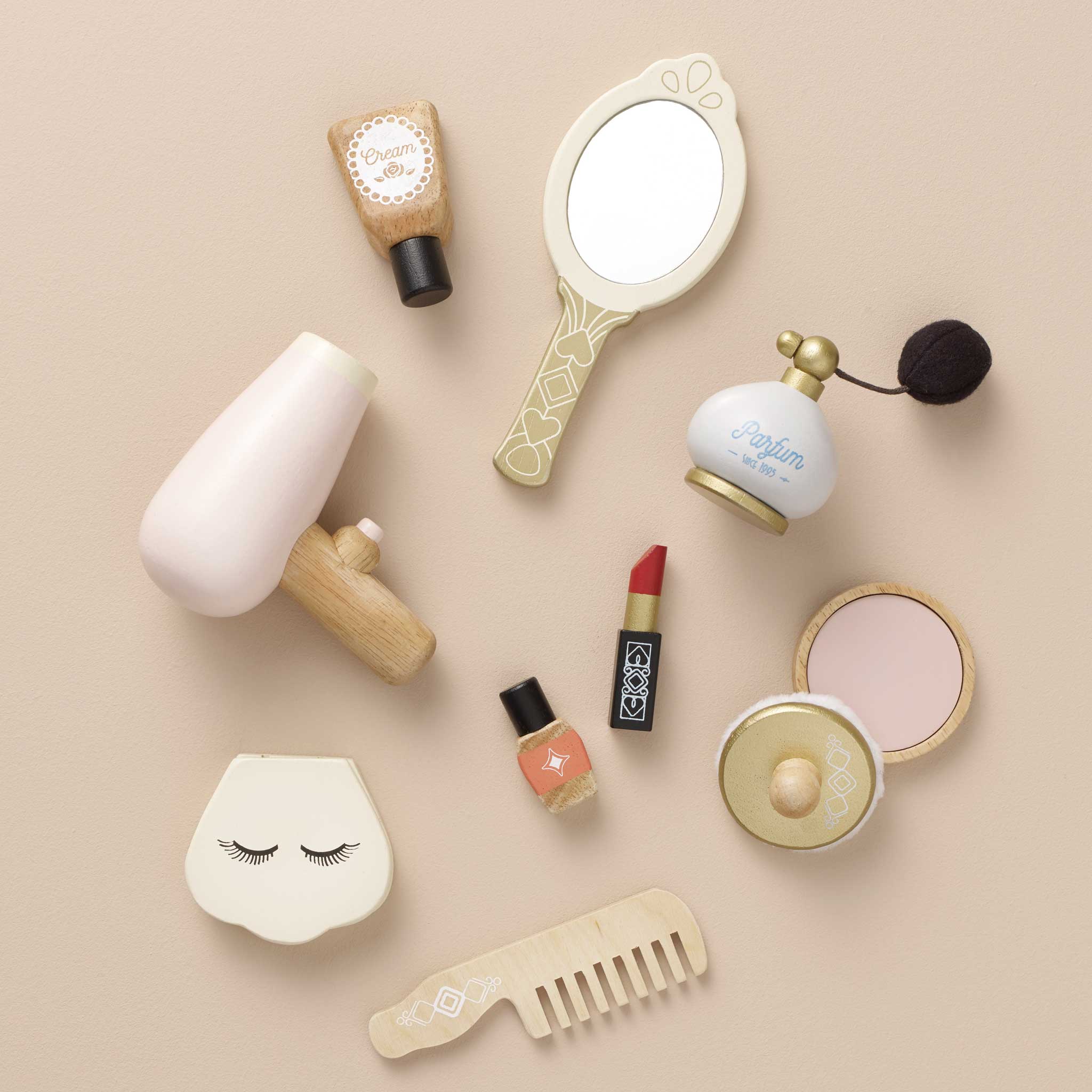 Trusă de înfrumusețare din lemn, set 9 piese cu săculeț – Le Toy Van