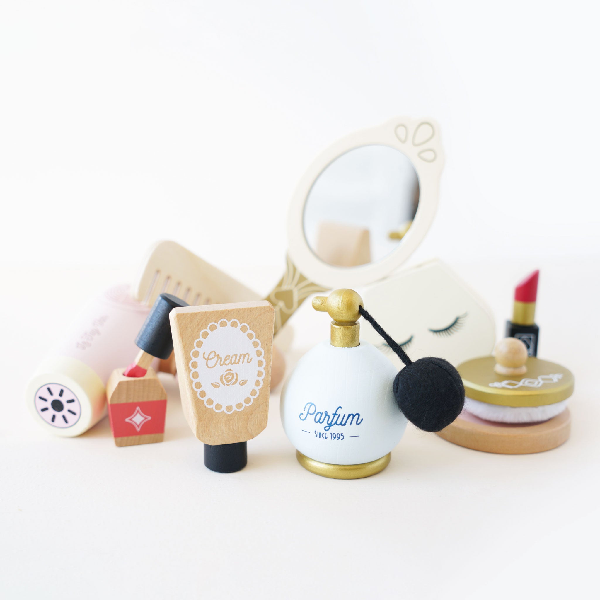 Trusă de înfrumusețare din lemn, set 9 piese cu săculeț – Le Toy Van